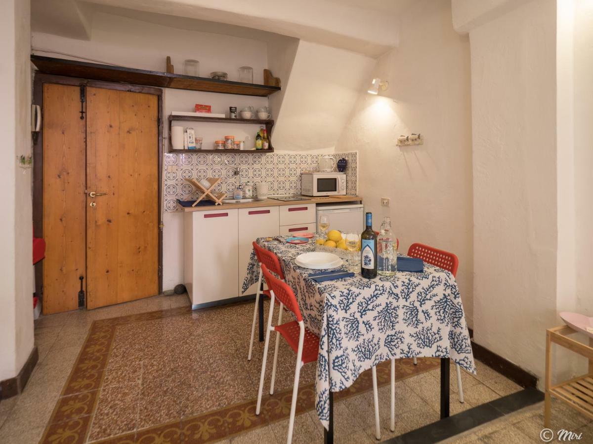 Rundanina Village Life Studio Vernazza Bagian luar foto